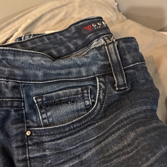 Selling women’s guess jeans with gems. Skinny fit and tight. Petite size. - Picture 2 of 3